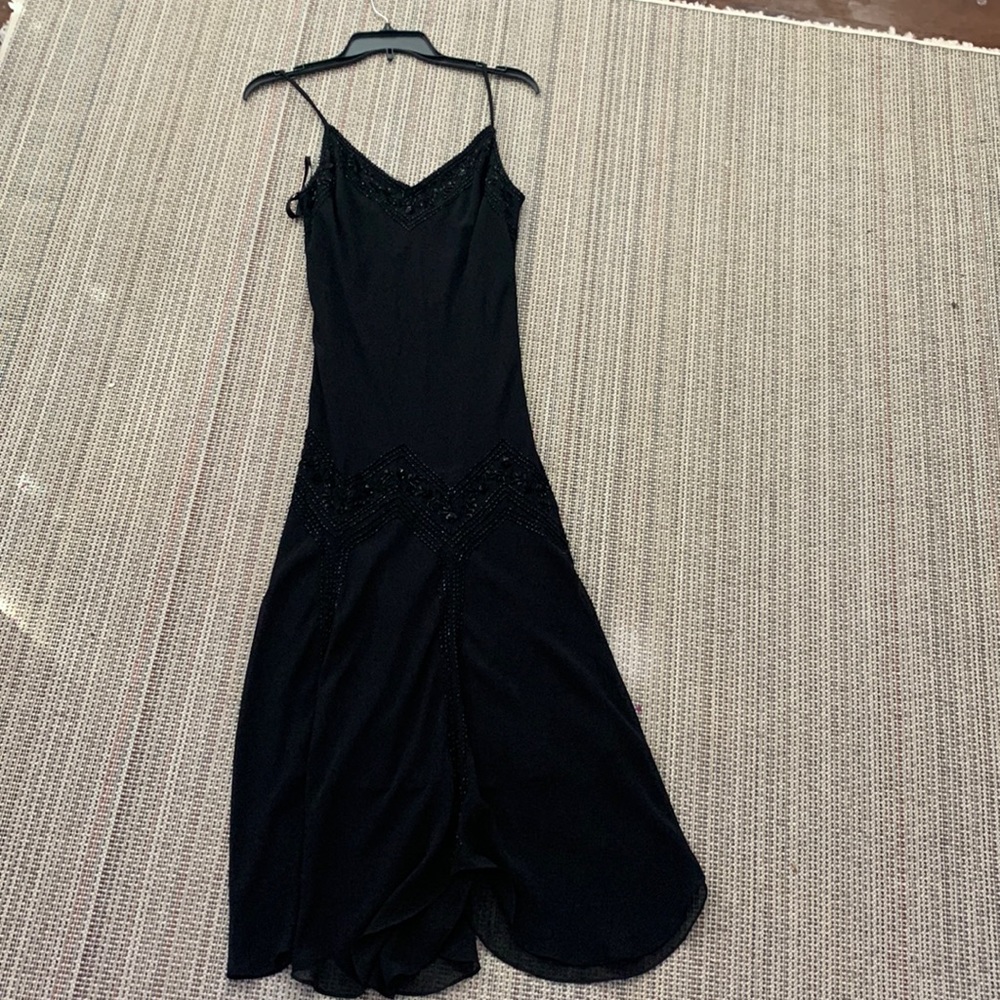 Formal black dress.. size 8.. EUC